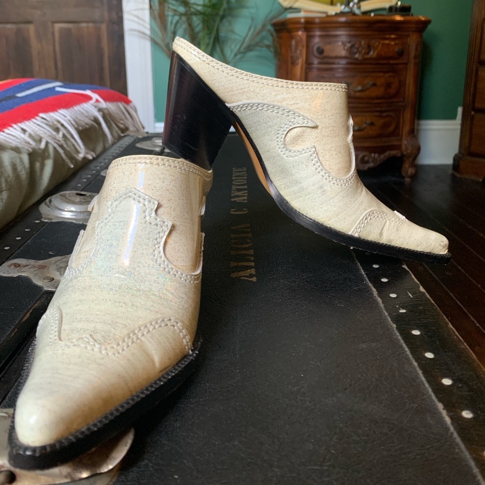 Maryam Nassir Zadeh Romeo Mules!